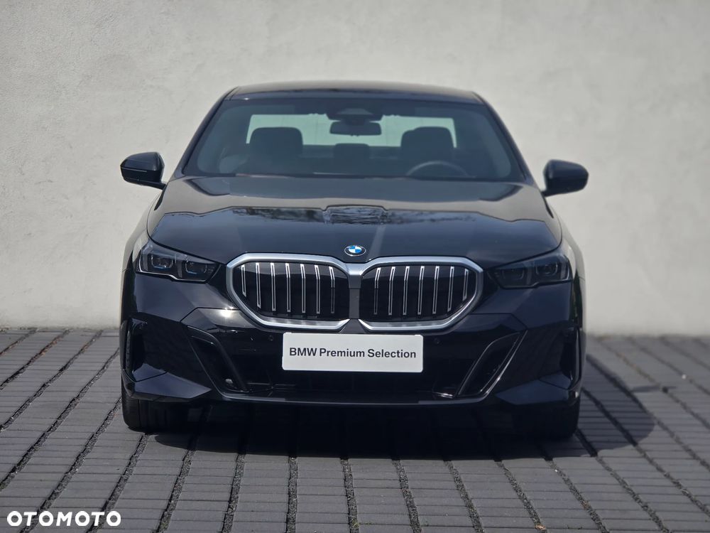 BMW Seria 5 520d xDrive mHEV M Sport - 3