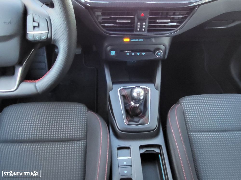 Ford Focus 1.0 EcoBoost MHEV ST-Line - 10