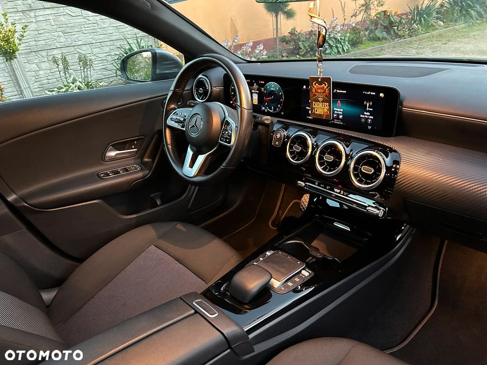 Mercedes-Benz CLA 180 7G-DCT Edition 2021 - 14