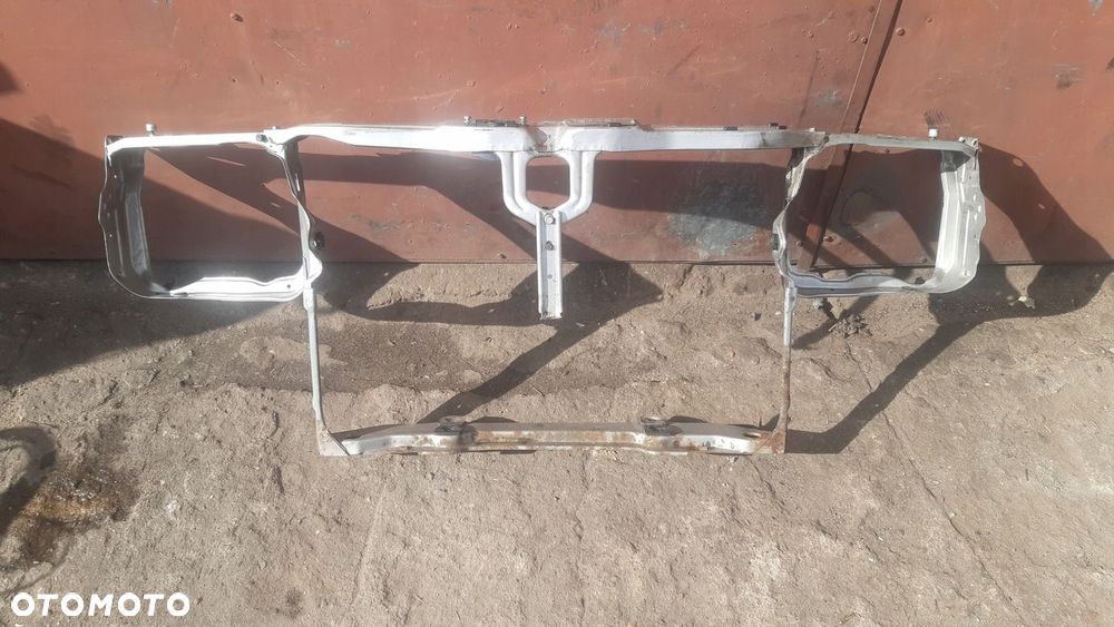 wzmocnienie pas przedni MERCEDES C KLASA W202 - 1