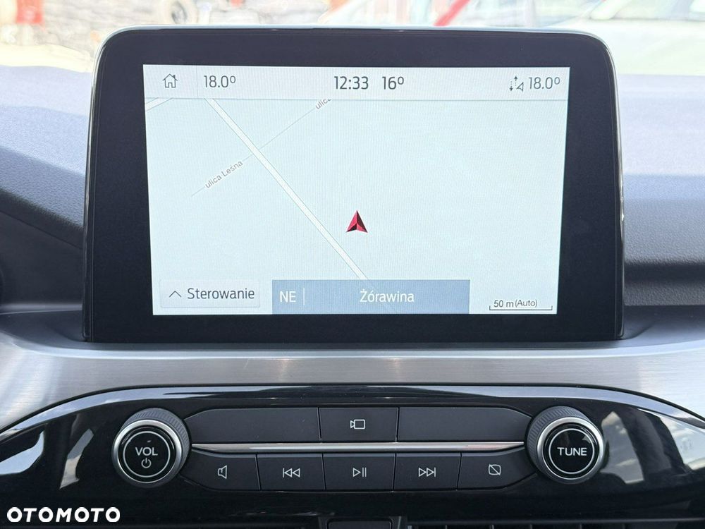 Ford Kuga 2.5 Duratec FHEV TITANIUM - 29