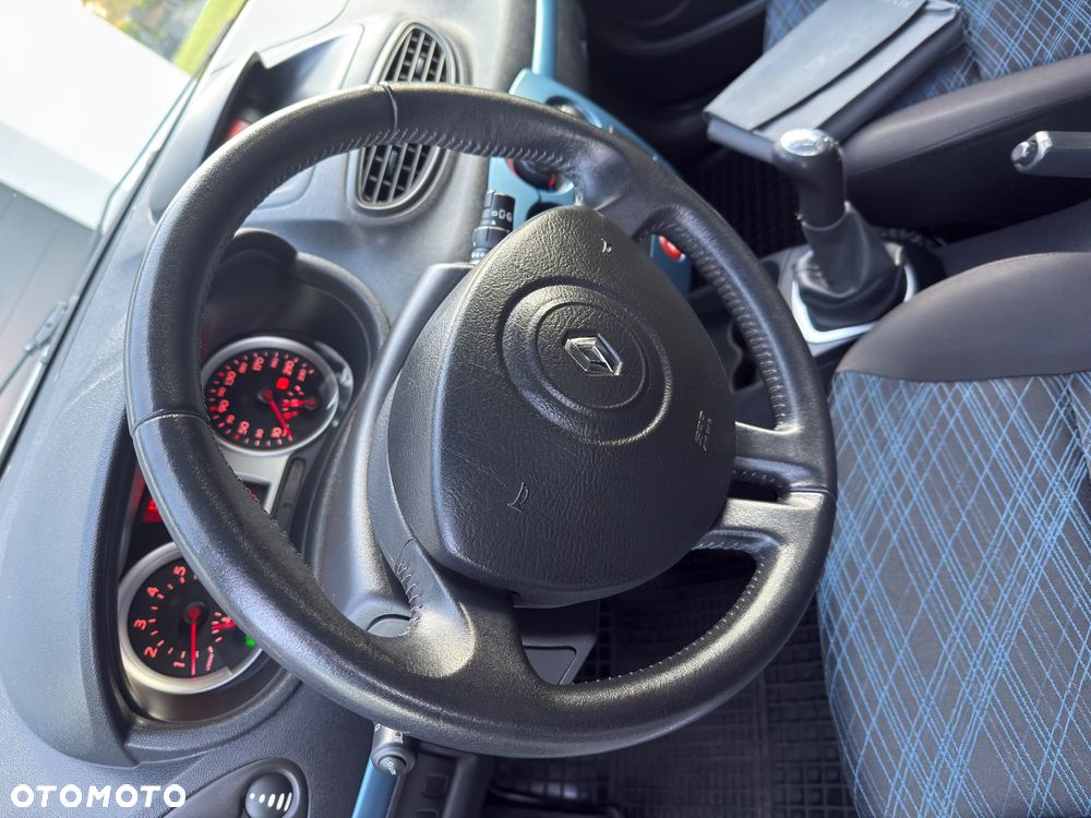 Renault Clio 1.2 16V All Inclusive - 10