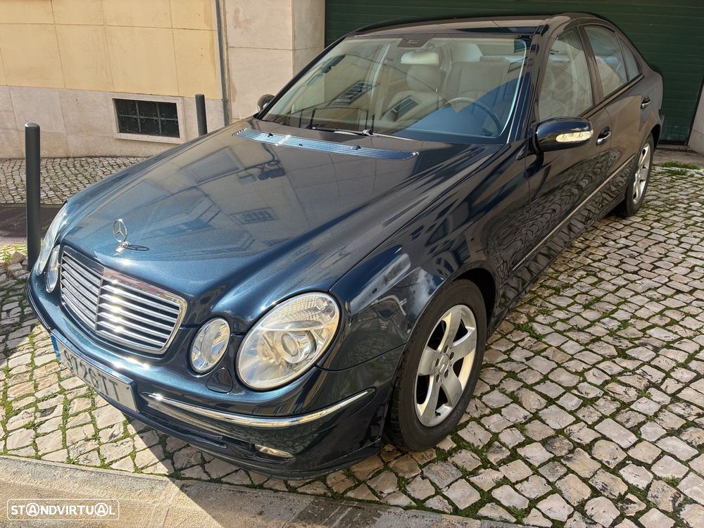 Mercedes-Benz E 270 - 1