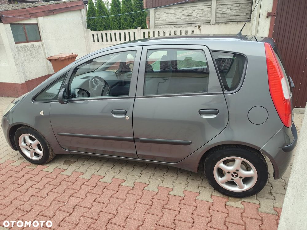 Mitsubishi Colt 1.1 Invite - 1