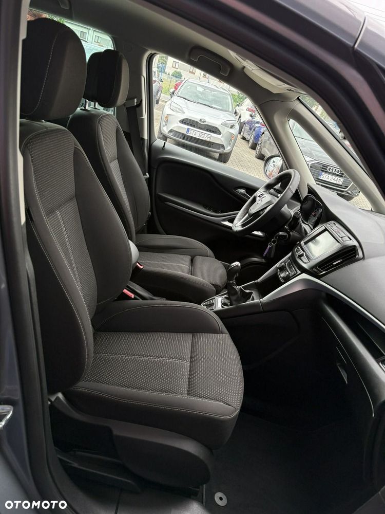 Opel Zafira - 19