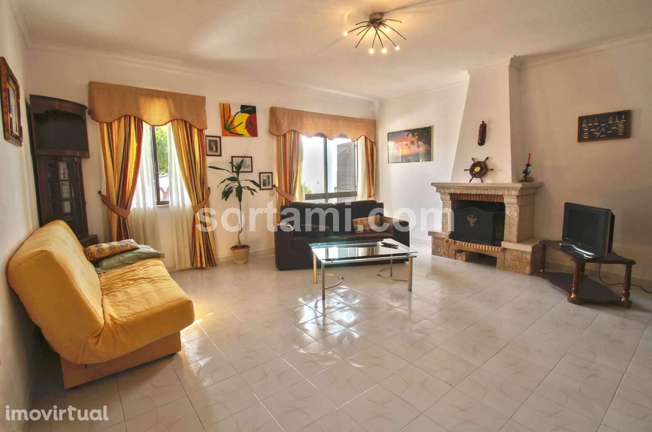 Moradia Isolada T6 Venda em Quarteira,Loulé - Grande imagem: 2/11