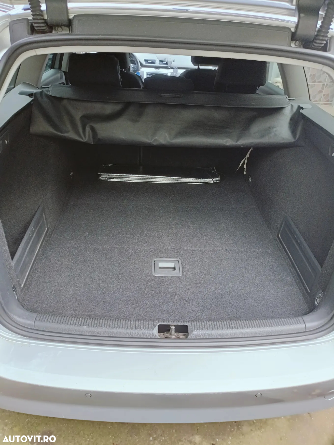 Volkswagen Passat Variant 2.0 TDI 4Motion BlueMotion Technology Comfortline - 8