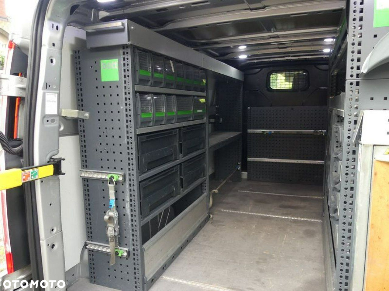 Ford Transit Custom - 13