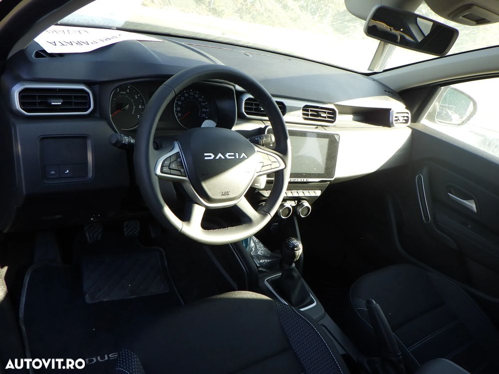 Dezmembrez Dacia Duster , an 2023 ,1,0TCE , tip motor H4D480 - 5