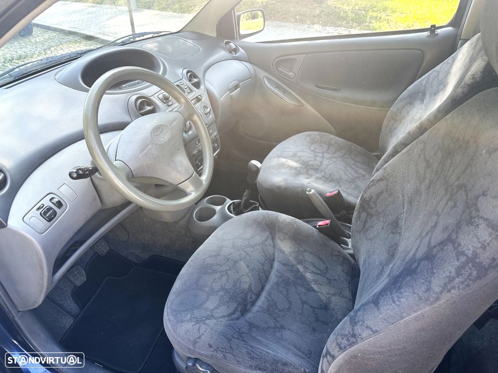 Toyota Yaris 1.0 Sol ABS+CD+AC - 7