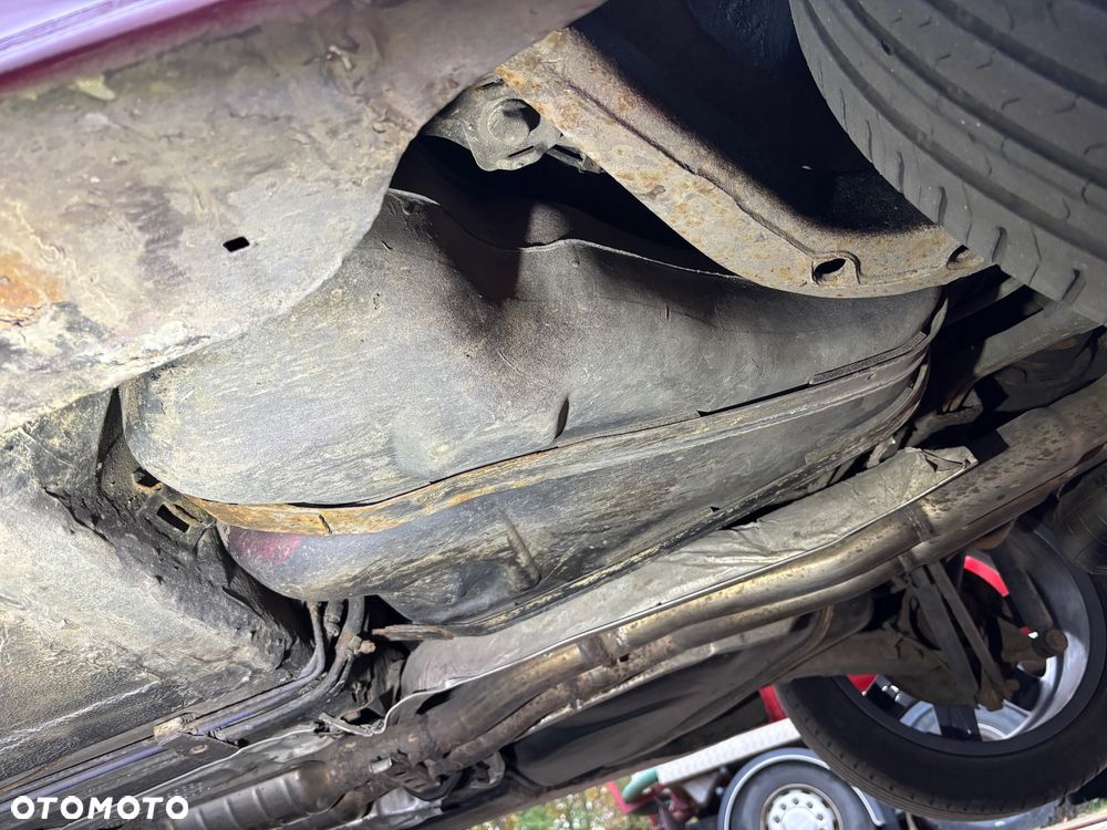 BMW Seria 3 328i - 28