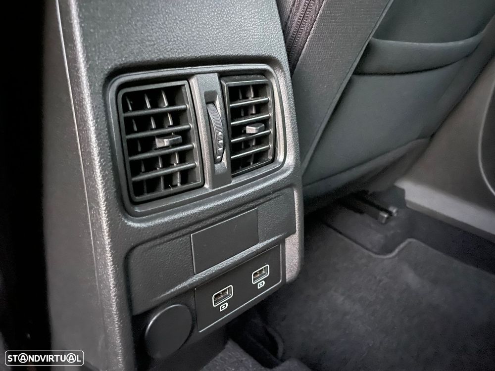 Renault Arkana 1.6 E-Tech Business - 35