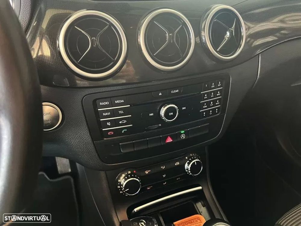 Mercedes-Benz B 180 - 14