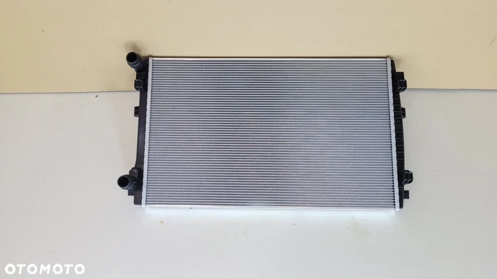 CHŁODNICA WODY AUDI VW SEAT SKODA 5Q0121251EM 5Q0121251GQ 5Q0121251GK NOWA - 1