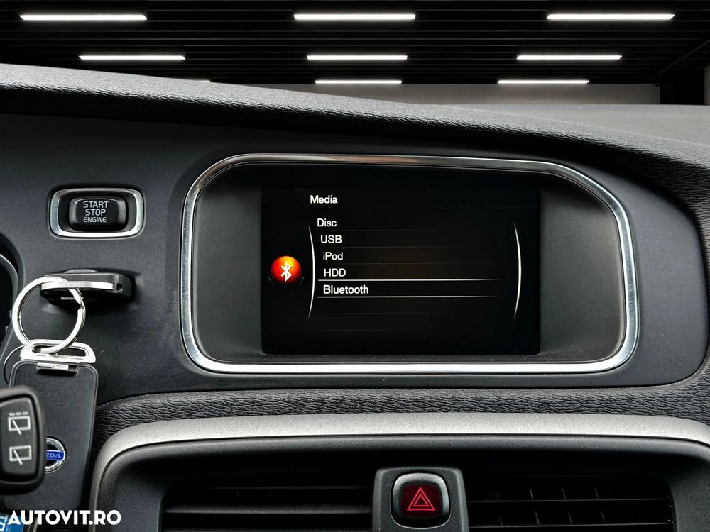 Volvo V40 D2 Powershift Momentum - 33