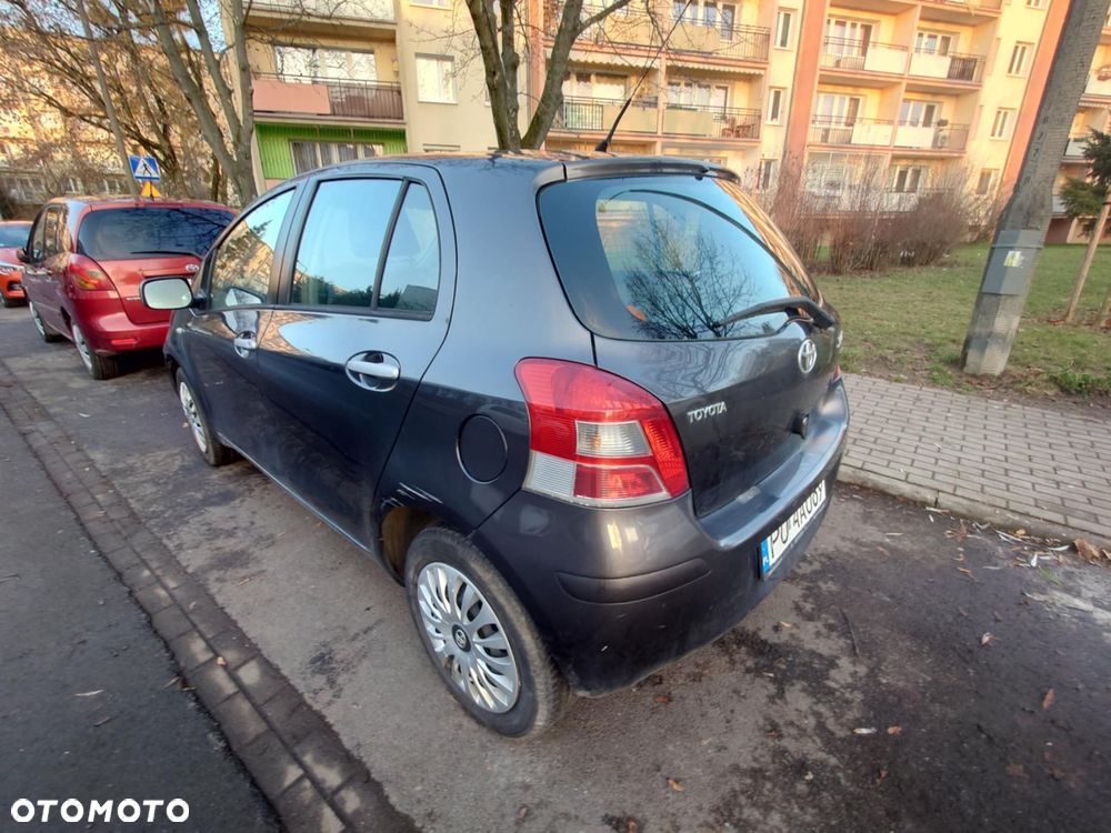 Toyota Yaris 1.0 VVT-i Luna - 21