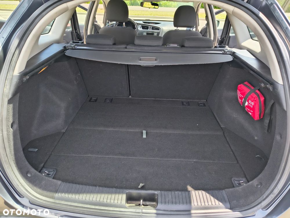 Kia Ceed 1.6 CRDi L - 11
