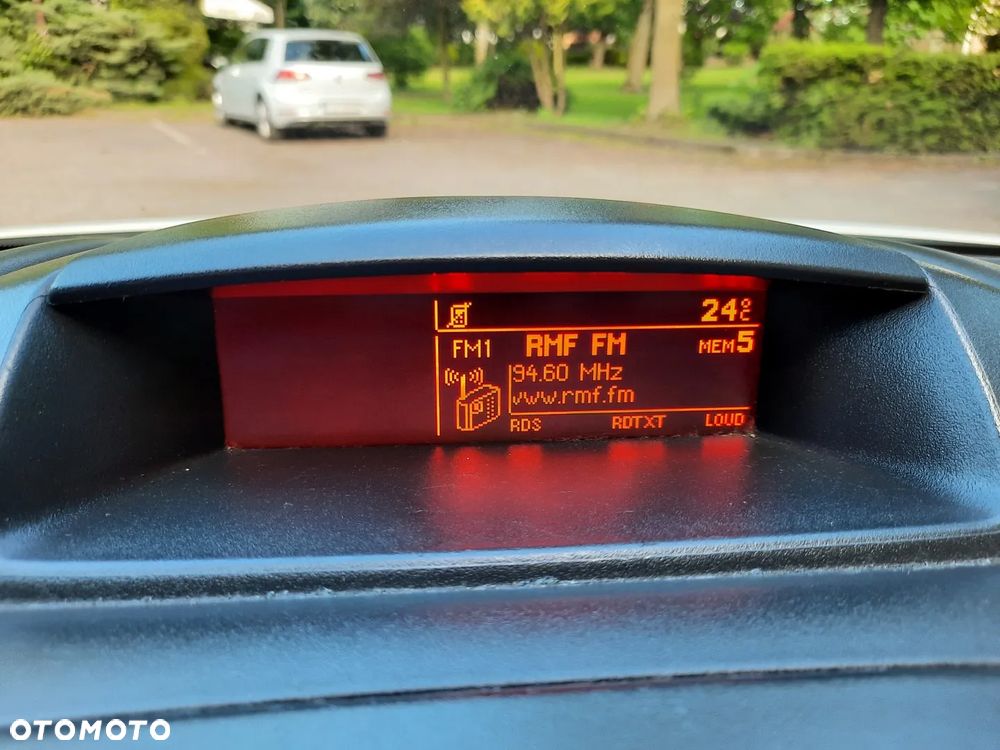 Citroën Berlingo Multispace BlueHDi 100 S&S ETG6 90 Jahre - 26