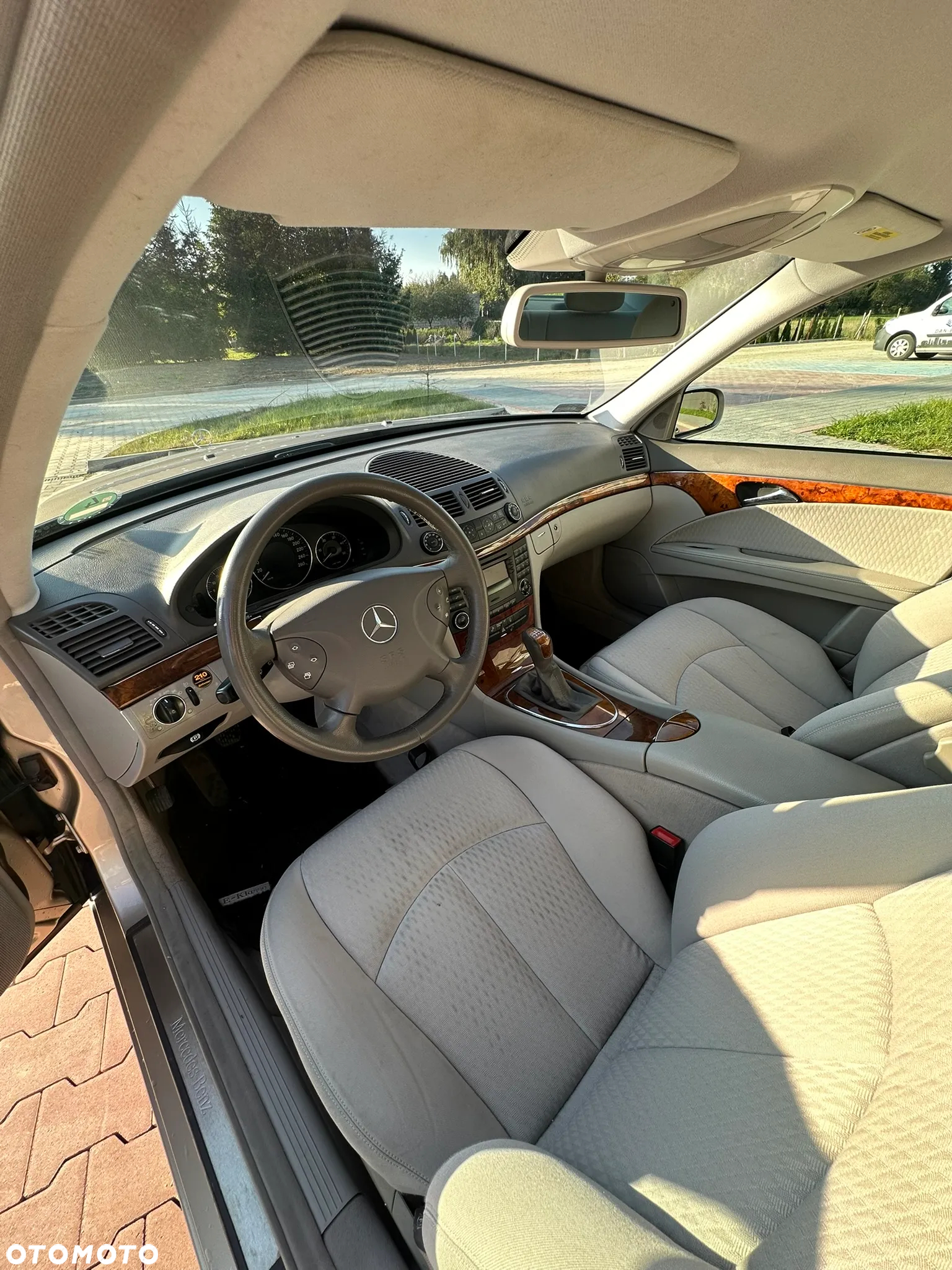 Mercedes-Benz Klasa E 220 T CDI Elegance - 7
