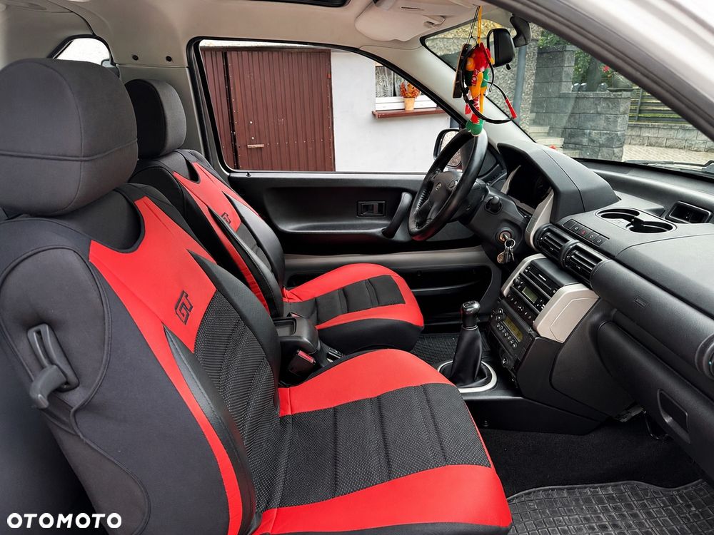 Land Rover Freelander 2.0 D - 7