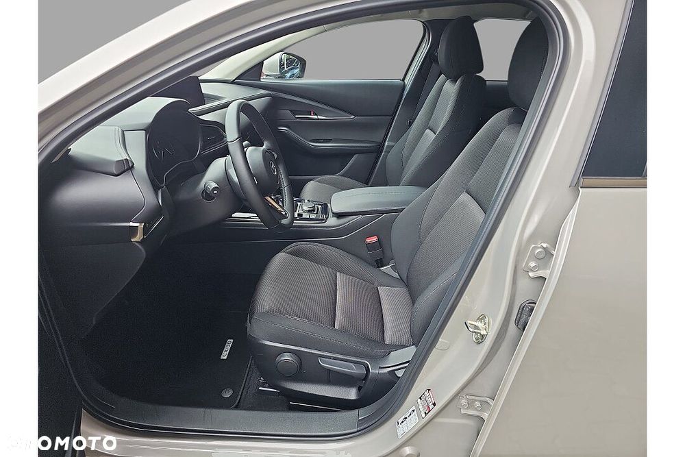Mazda CX-30 - 11