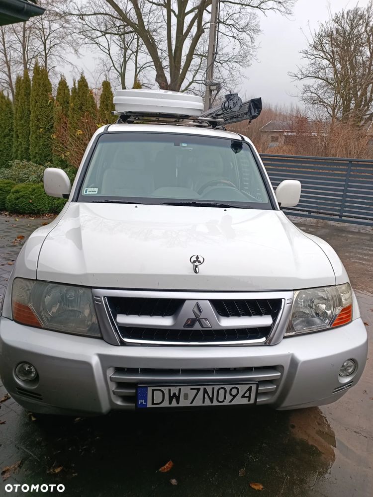 Mitsubishi Pajero 3.5 V6 GDI 7os (lea) - 6