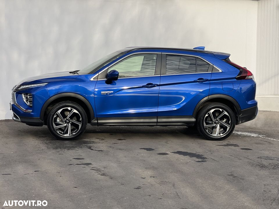 Mitsubishi Eclipse-Cross - 28
