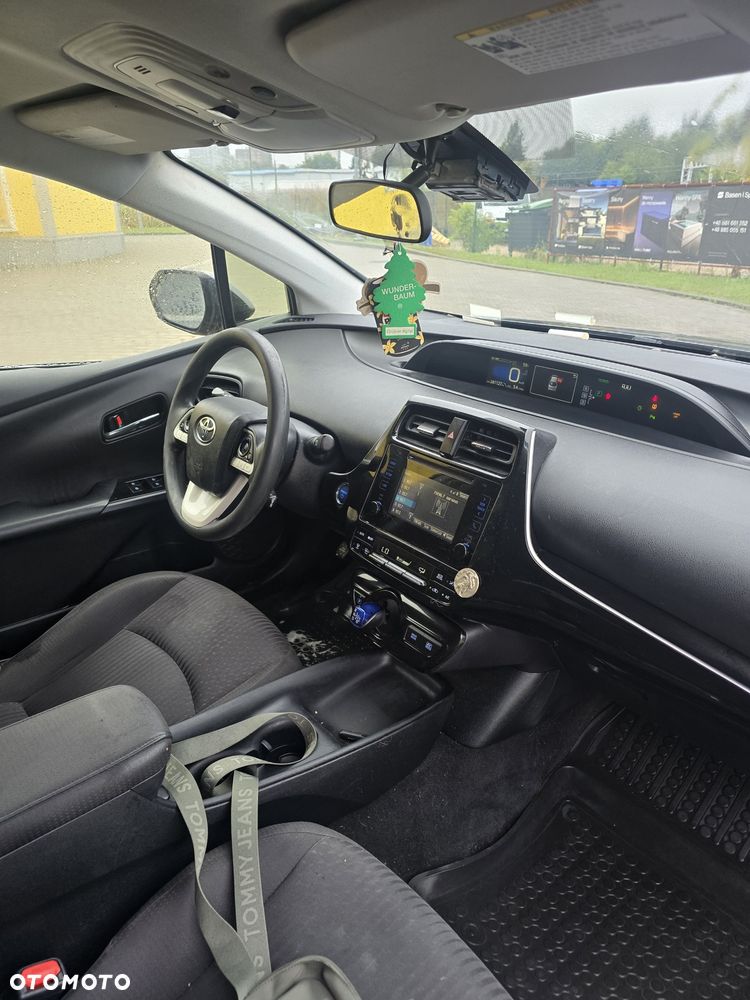 Toyota Prius - 3