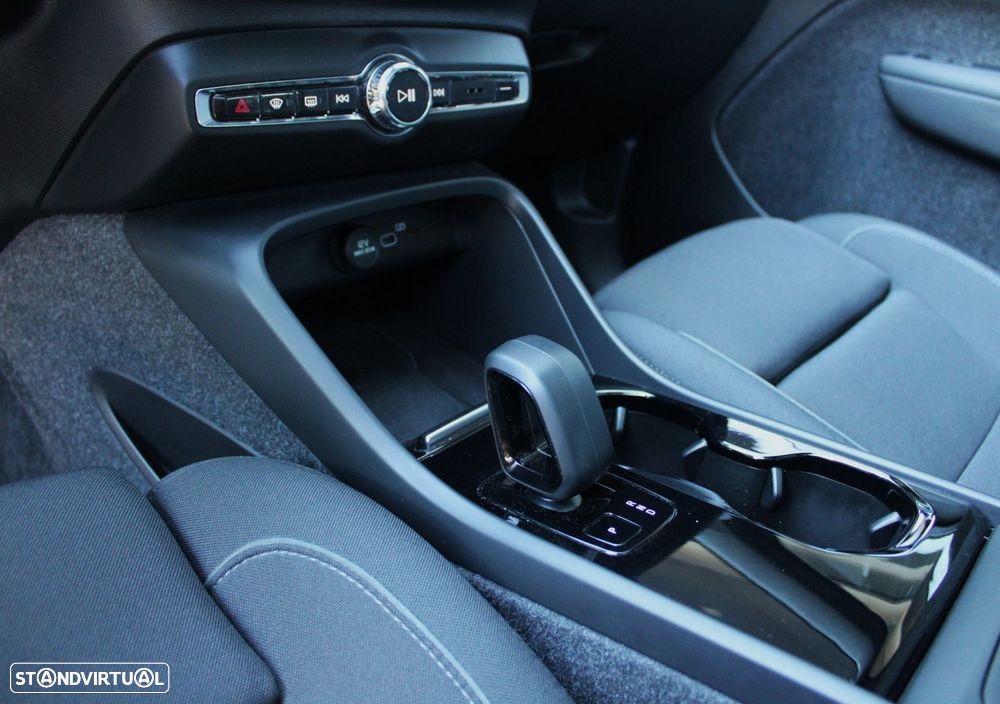 Volvo C40 Recharge Plus - 10