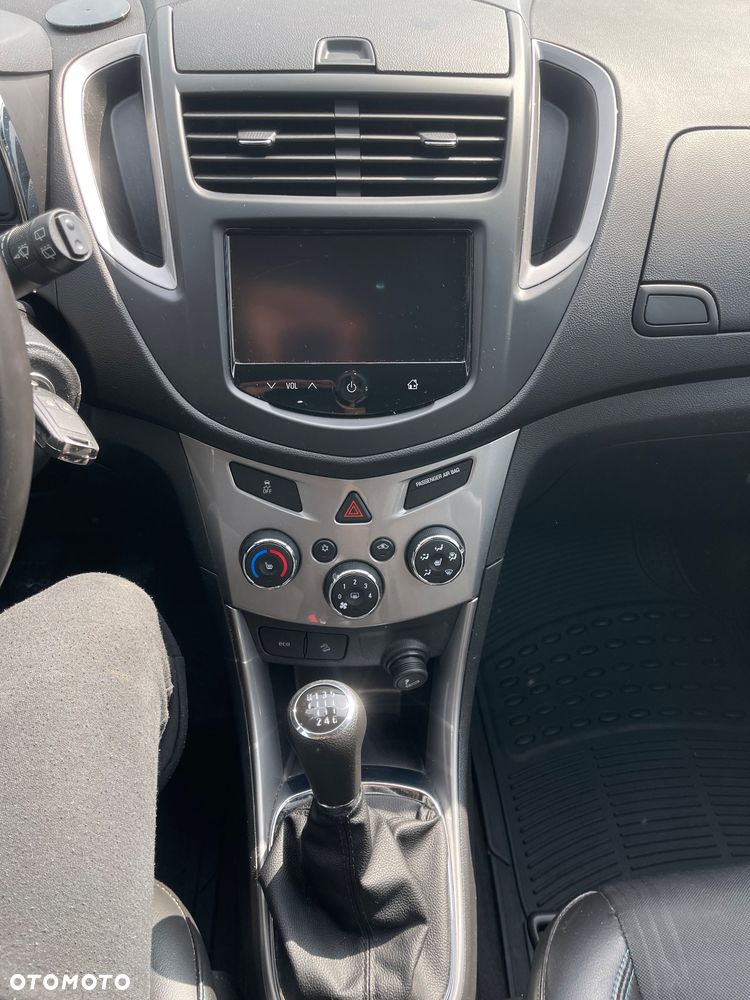 Chevrolet Trax 1.7TD LS - 19