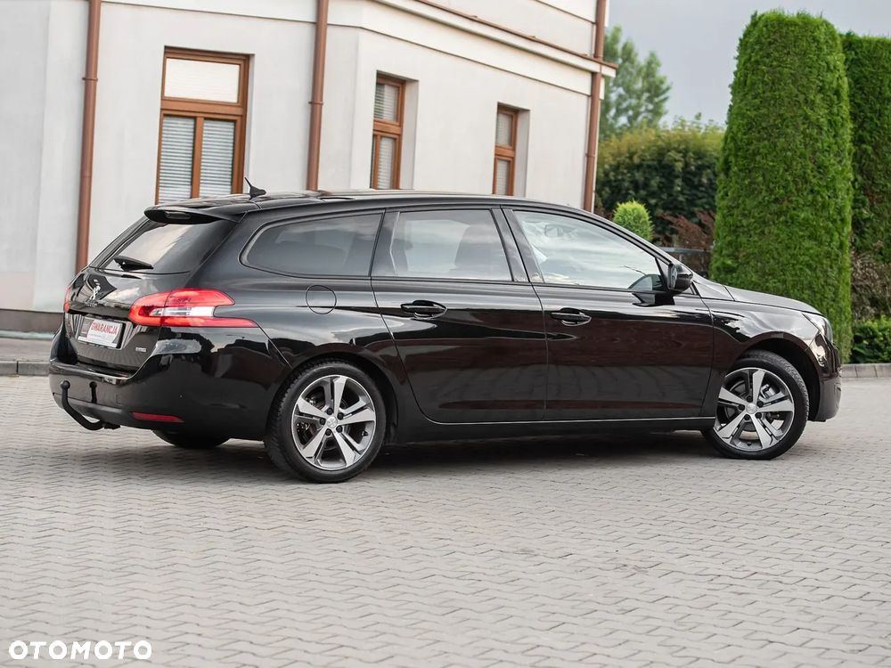 Peugeot 308 1.2 PureTech Allure S&S - 14
