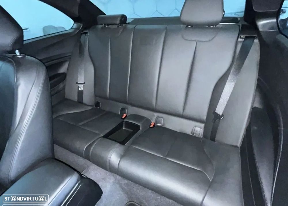 BMW 218 d Coupe Pack M - 17