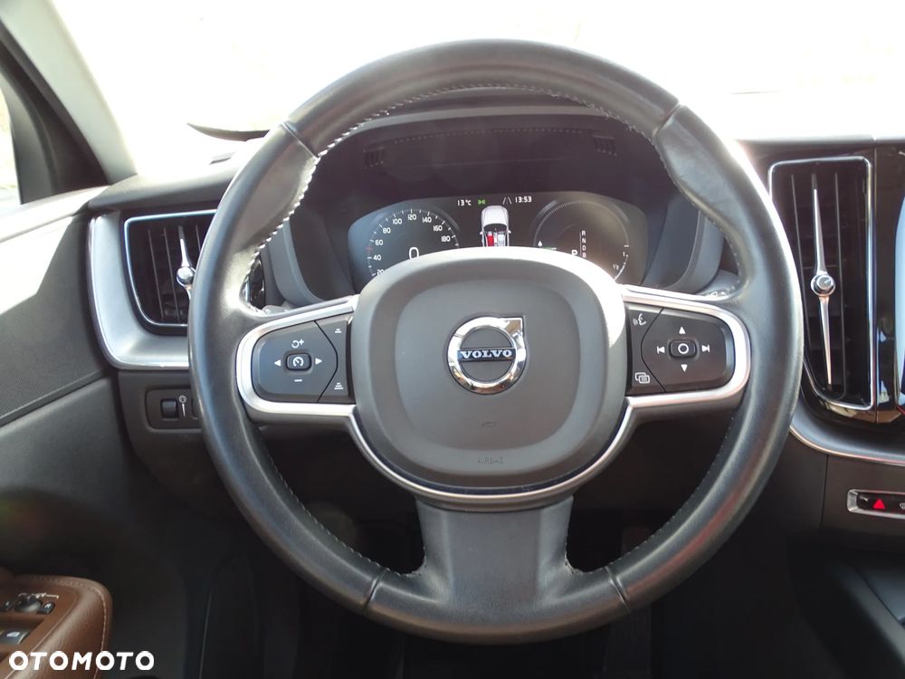 Volvo XC 60 T8 AWD Recharge Geartronic Inscription - 23