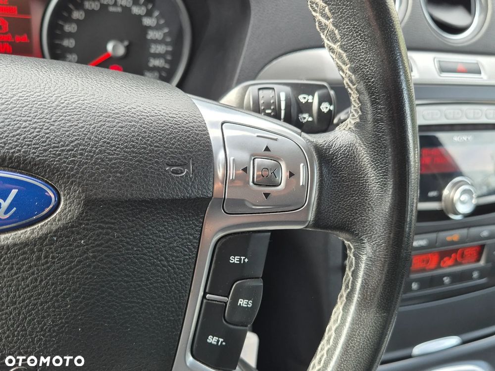 Ford Galaxy 1.6 T Trend - 9