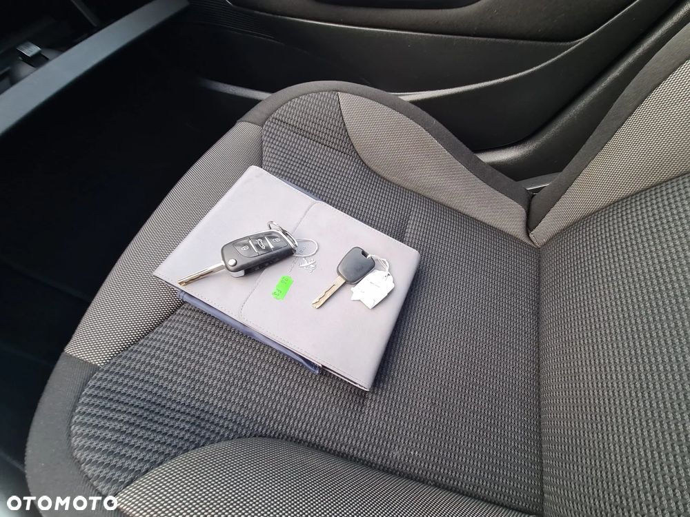 Peugeot 308 1.6 e-HDi Active STT - 8