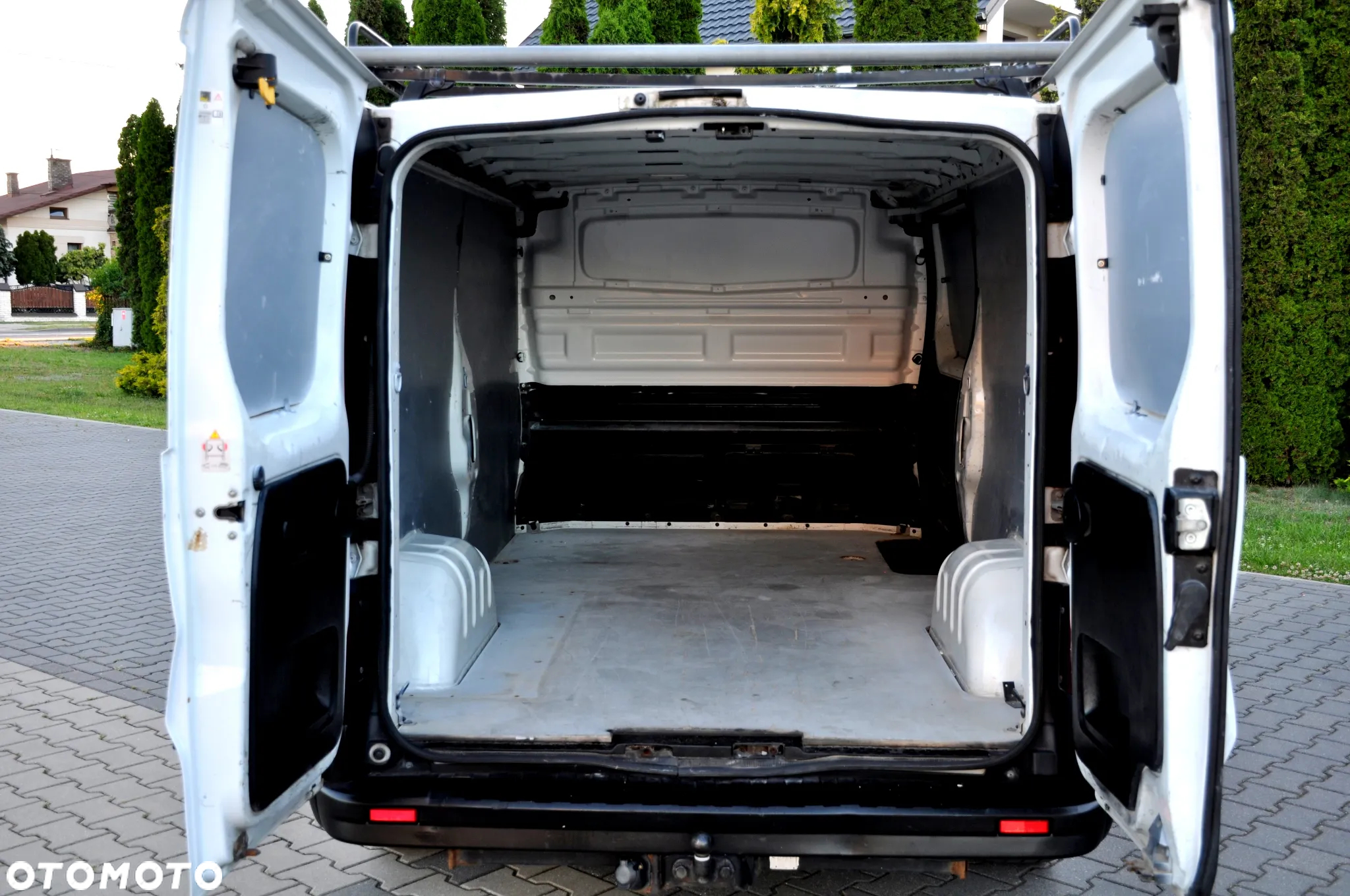Renault Trafic Long - 21