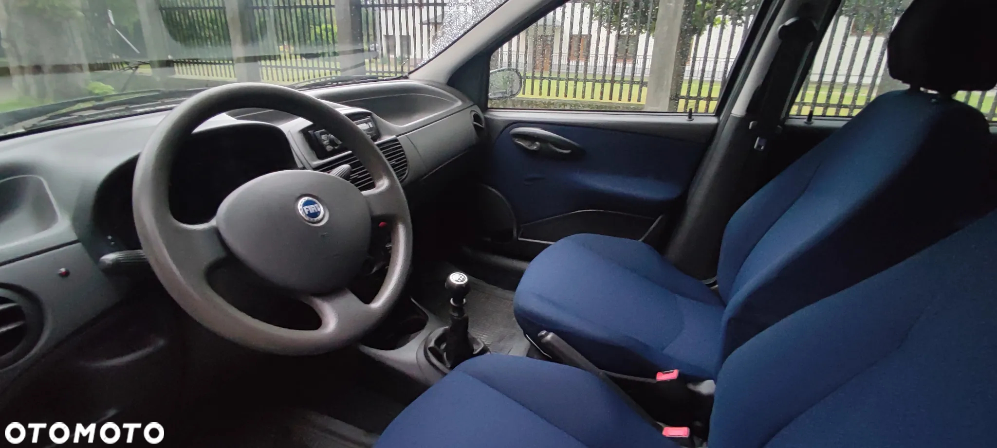 Fiat Punto 1.2 16V HLX - 26