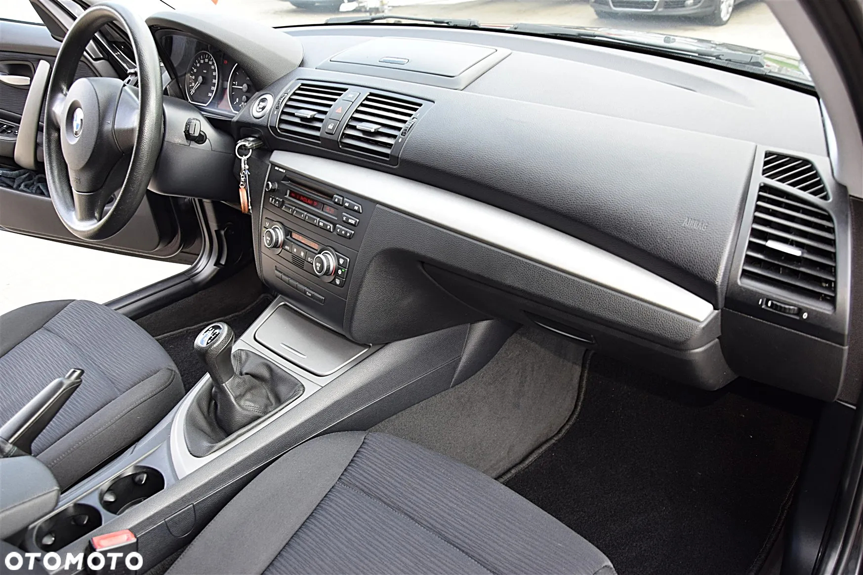 BMW Seria 1 118d - 19
