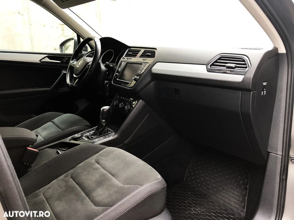 Volkswagen Tiguan 2.0 TDI SCR 4MOTION BlueMotion Technology DSG Exclusive - 9