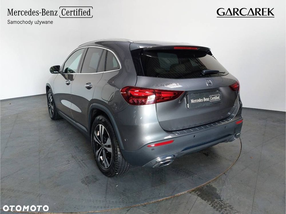 Mercedes-Benz GLA 200 d Progressive - 5