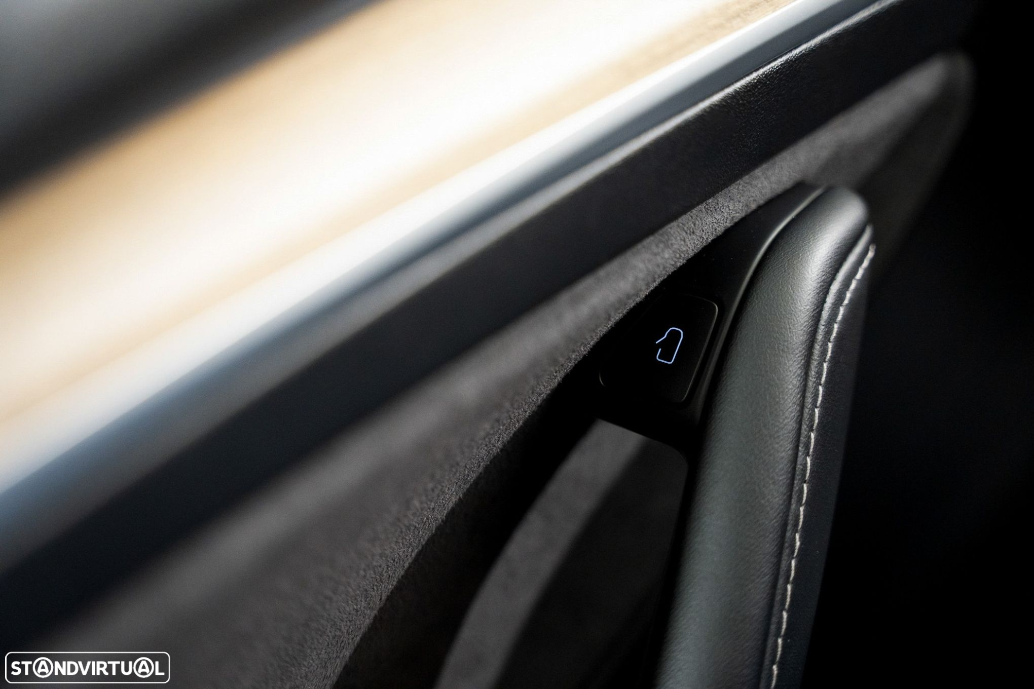 Tesla Model Y Long Range Tração Integral - 9