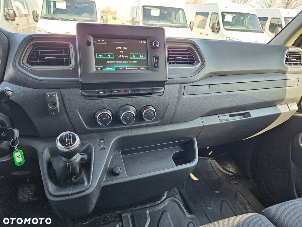 Renault Master L2H2 *99999zł Netto* Brygadówka 6 osób 2.3 dCi/180KM - 23