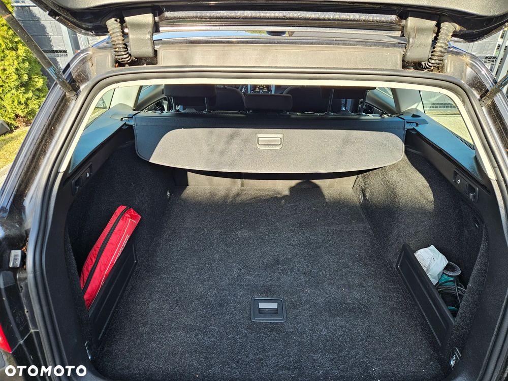 Volkswagen Passat Variant 2.0 TDI Comfortline DSG - 11