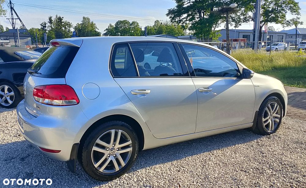 Volkswagen Golf 1.4 TSI BMT Comfortline - 8