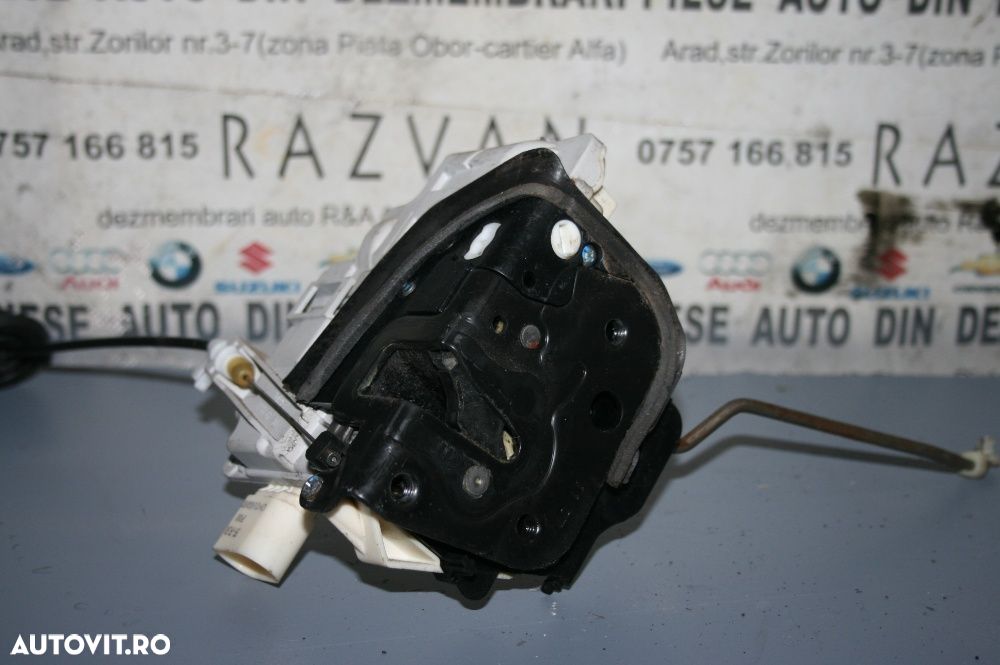 Broasca Blocator Stanga Dreapta Fata Spate Audi A4 B7 An 2004-2009 - 4