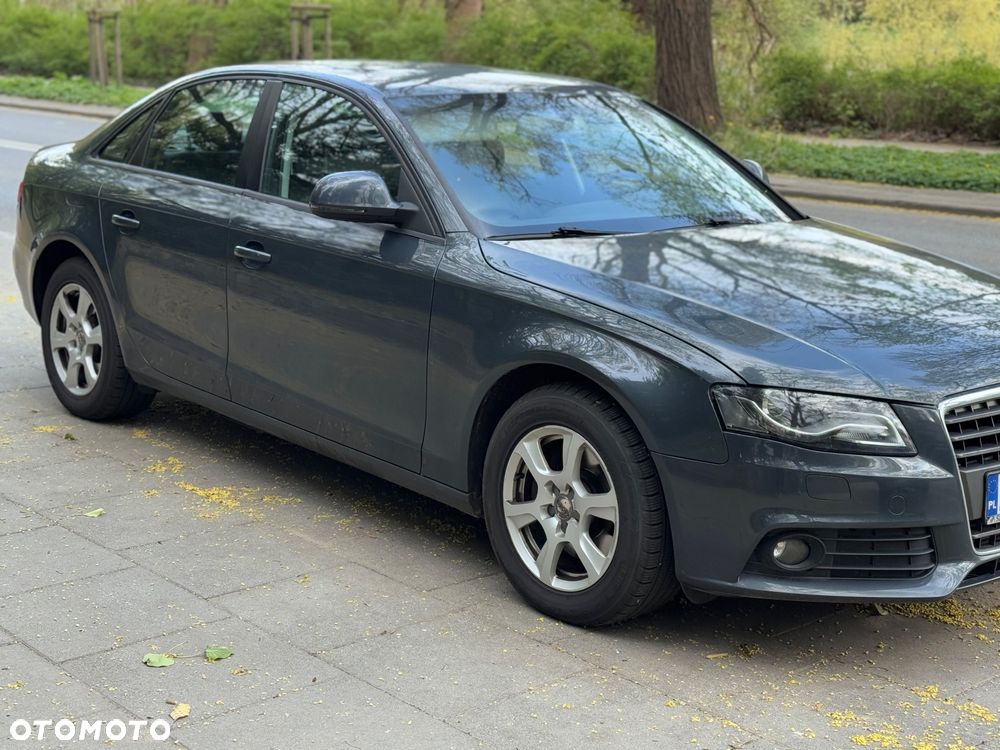 Audi A4 Limousine - 2