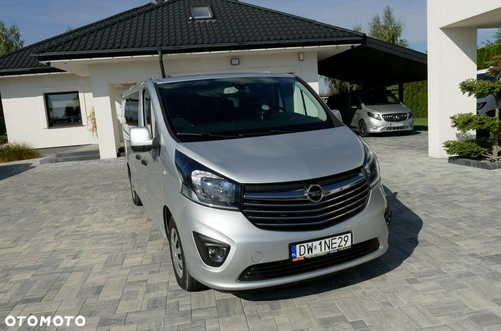 Opel Vivaro - 16