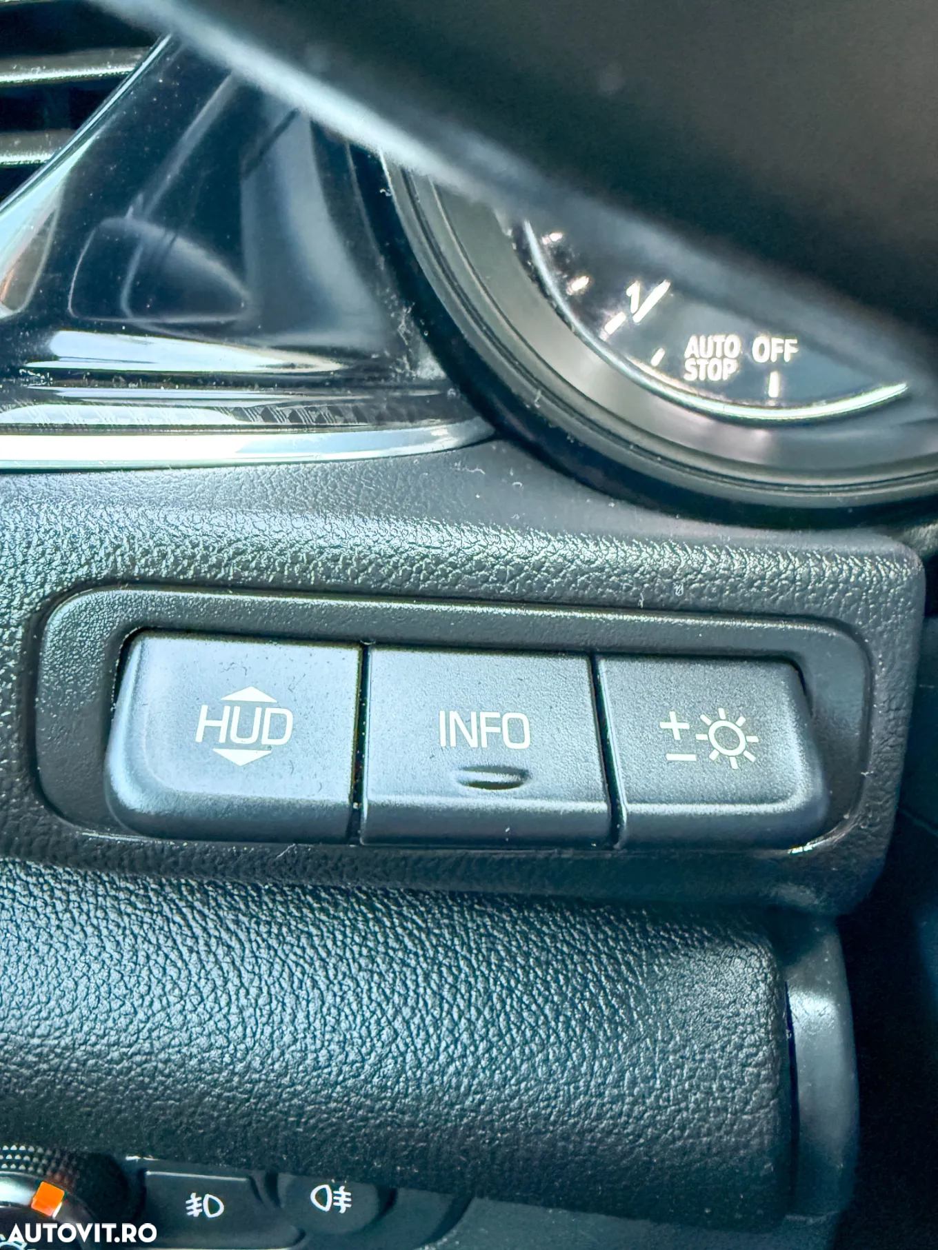Opel Insignia - 22