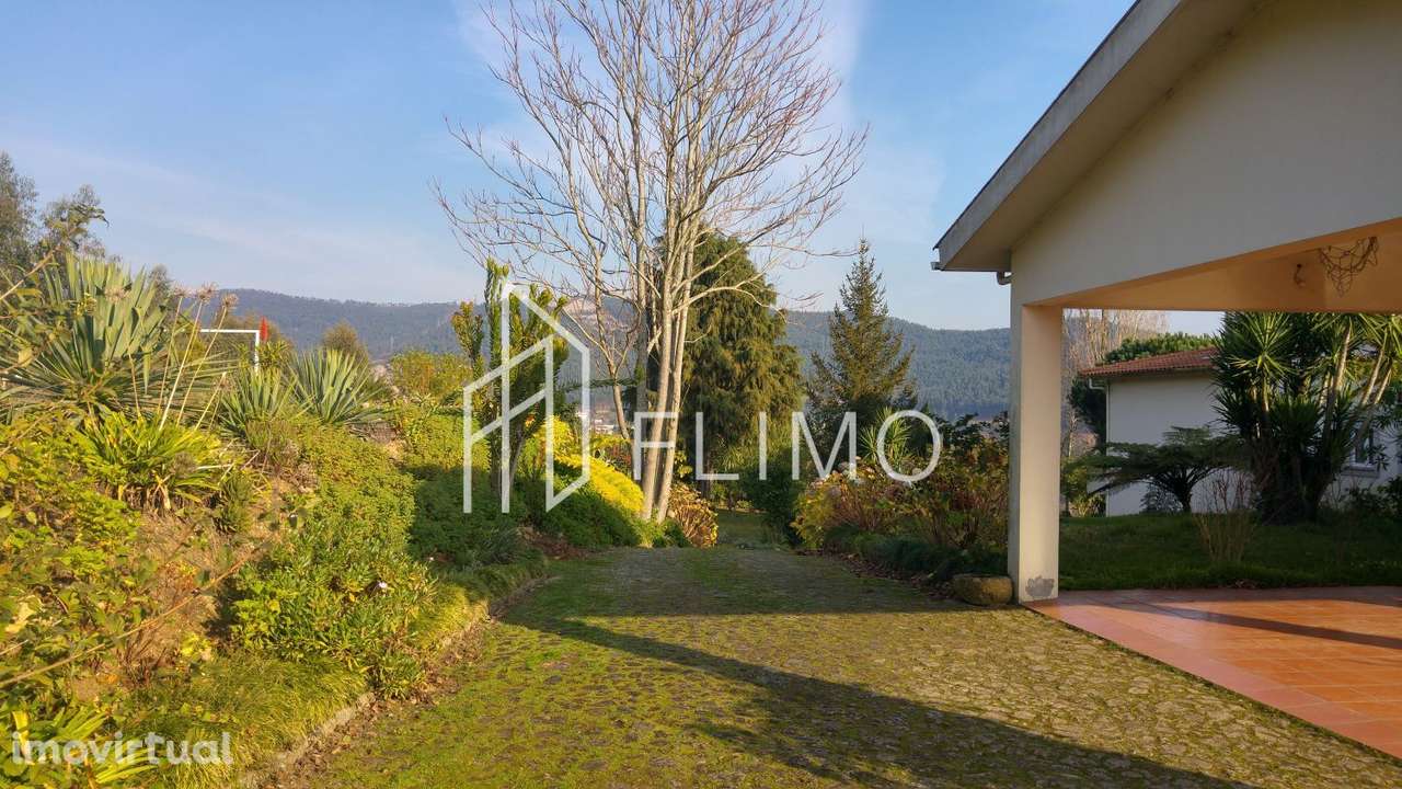 Moradia independente T5 - Grande imagem: 3/60