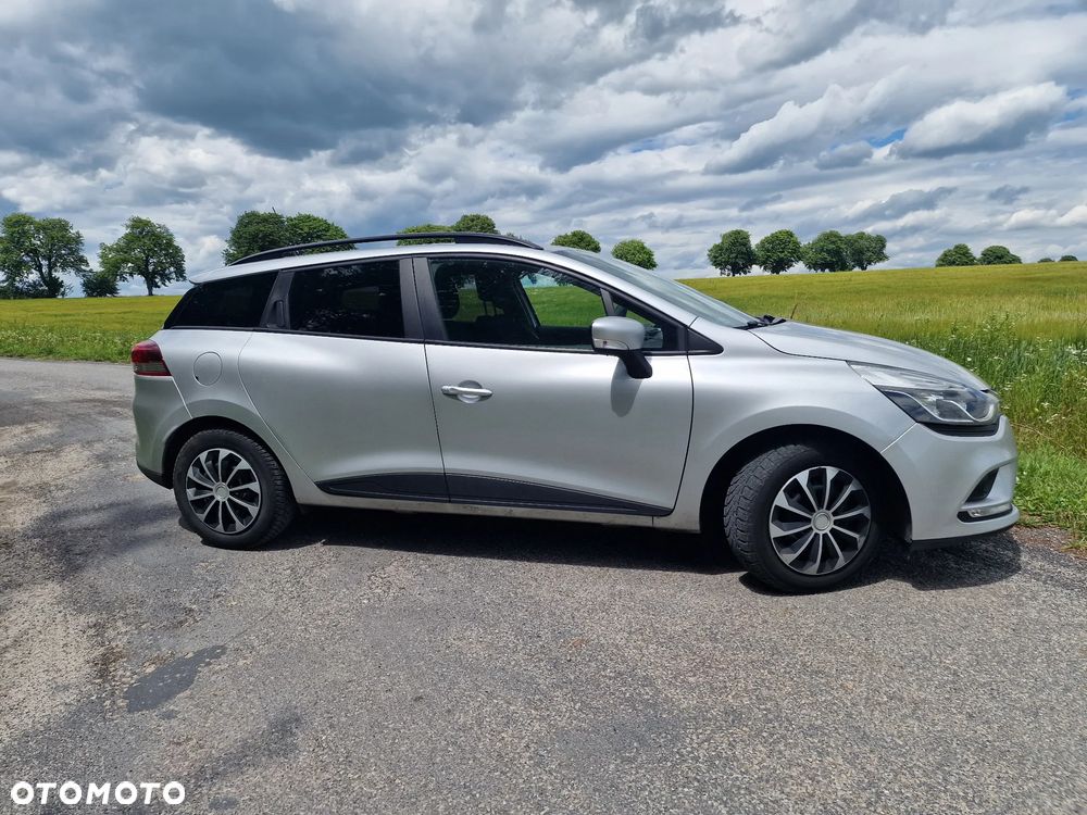 Renault Clio - 19